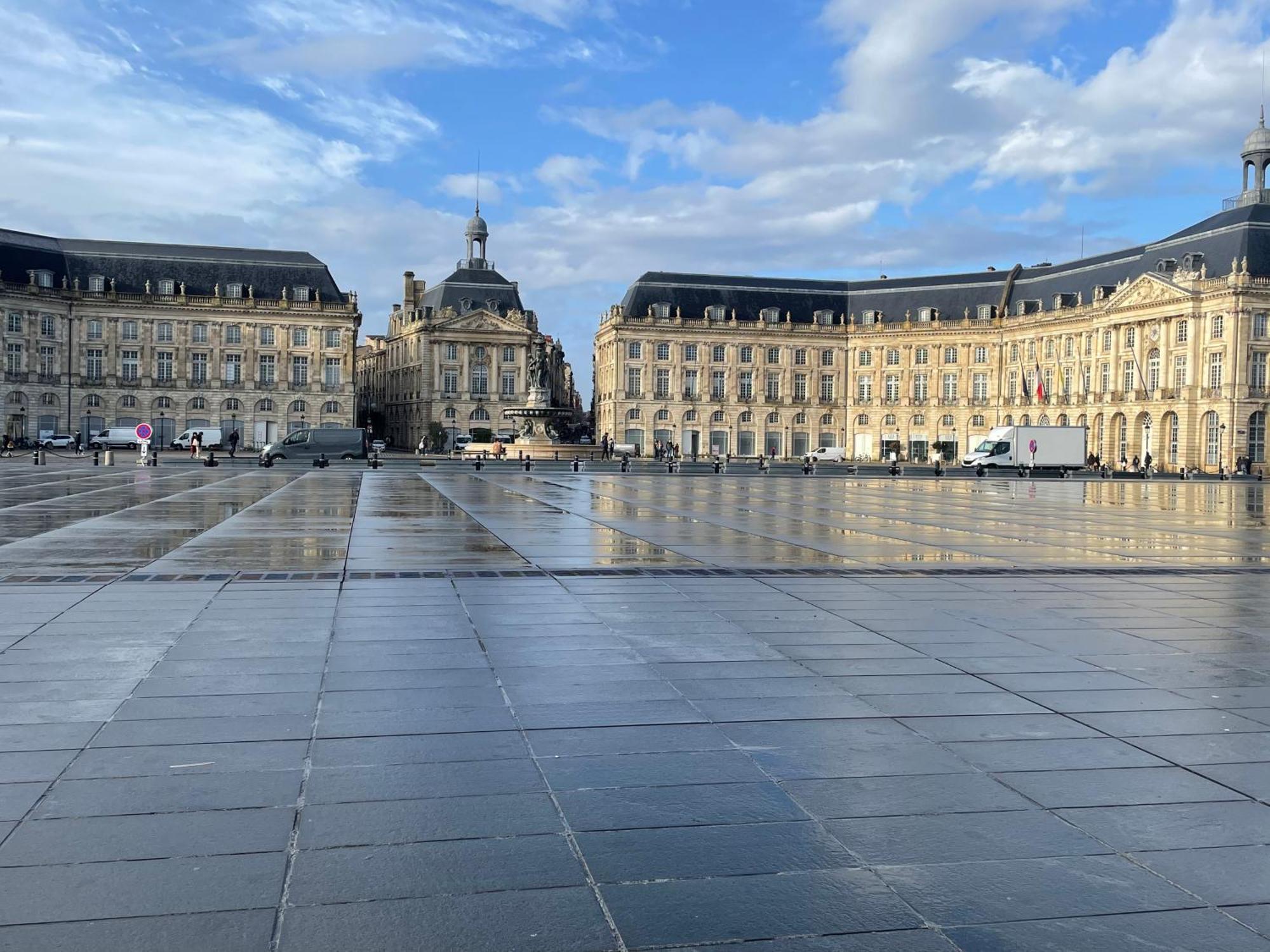 Le Charmant Quai Bourgeois Бордо Экстерьер фото